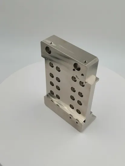 Großhandel OEM Automotive Getriebeventilkörper und Getriebesteuermodul Magnetventil CNC-bearbeitete Teile